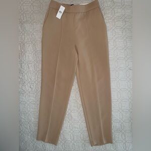 NWT Ann Taylor Tan The Easy Ankle Pull on Pant - XS